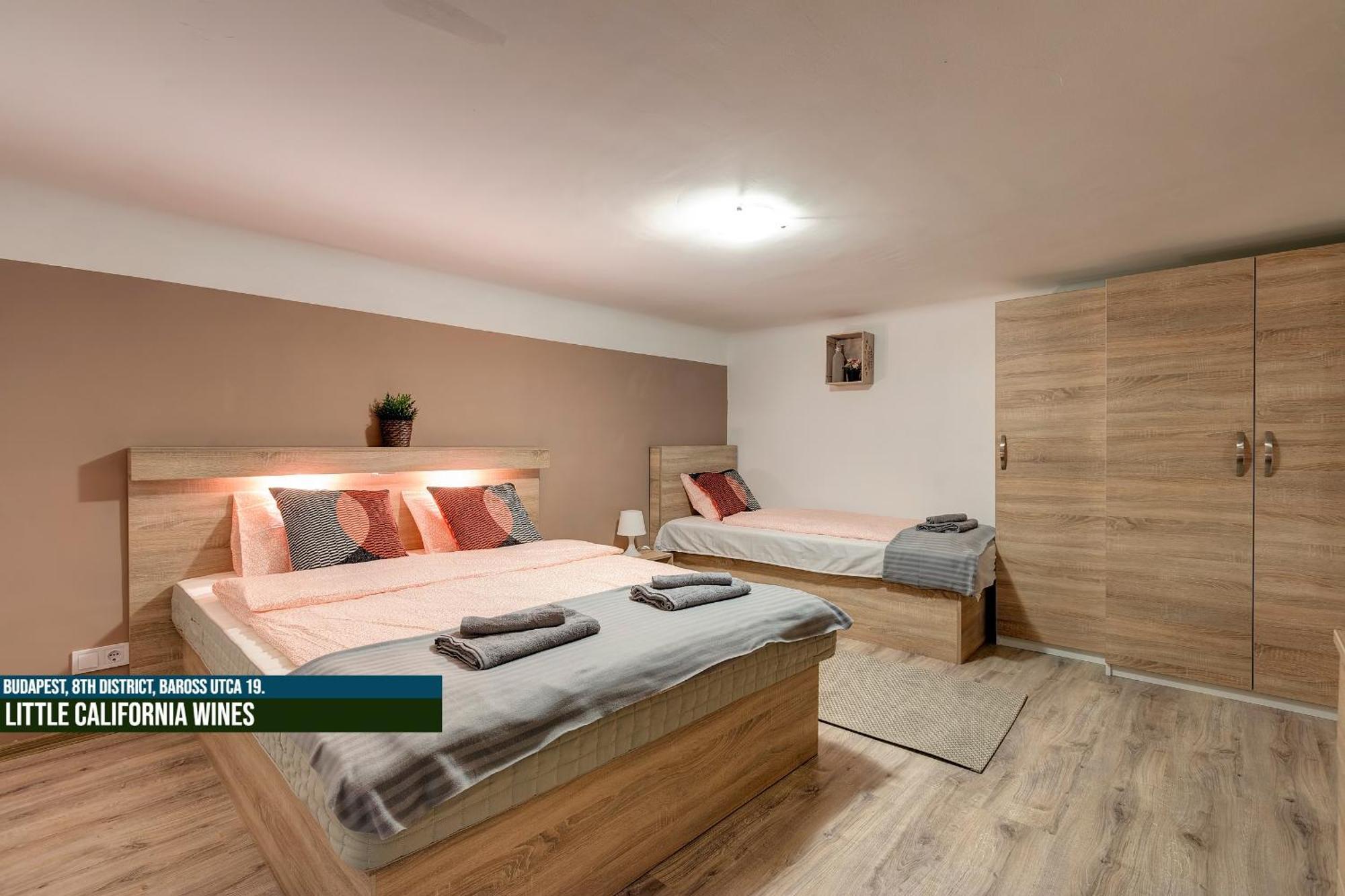Little Americas Museum Apartments Budapest Luaran gambar